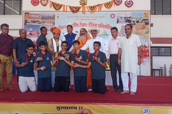 Prizes to RVK-Arkavathy in Vidya Bharati National Table Tennis Tournament